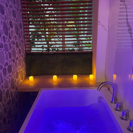 Rooftop Inn Male Zewnętrze zdjęcie